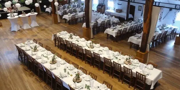 Blick von oben in den Saal des Kossehofes